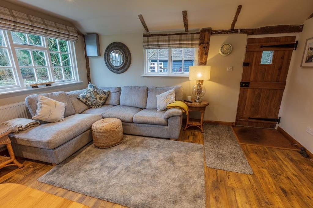 Halfmoon Lodge @ Knights Hole Wheelchair Access Cranbrook Bagian luar foto